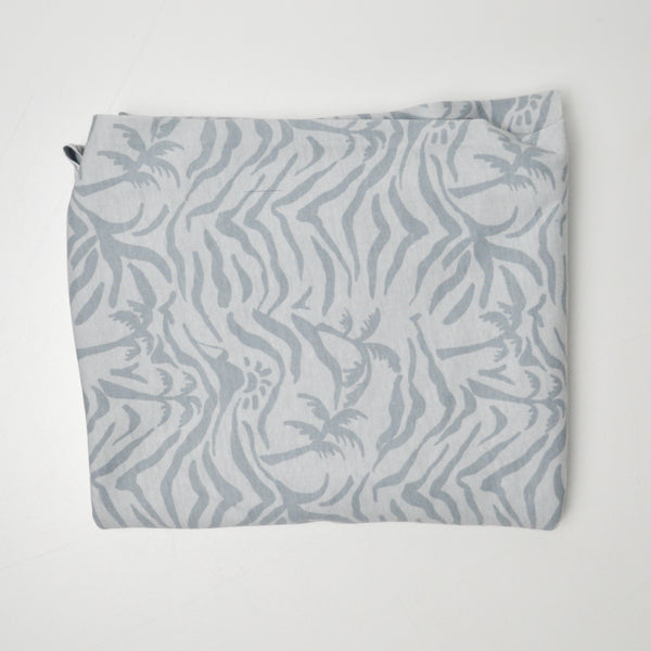 Gray Island Print Knit Fabric - 28" x 60"