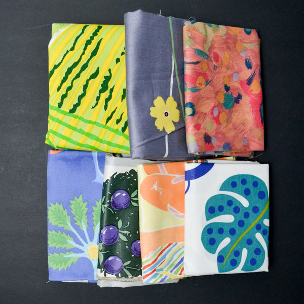 Large Floral Graphic Woven Fabric Bundle