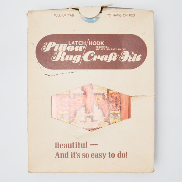 Sew 'N' Tell Latch Hook Pillow Rug Craft Kit