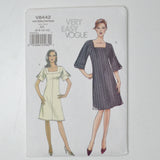 Very Easy Vogue V8442 Dress Sewing Pattern Size AA (6-12)