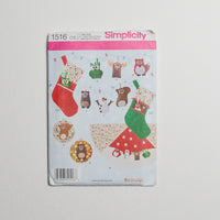 Simplicity 1516 Felt Decorations Sewing Pattern (One Size) Default Title